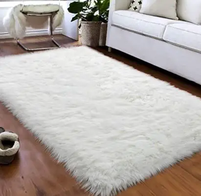 Different Types of Rugs: Faux Fur Sheepskin Rugs Luxurious Rug